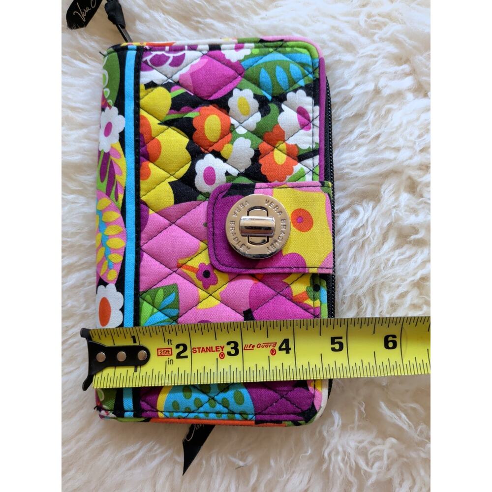 Vera Bradley Turn Lock Wallet in Va Va Bloom Floral Organizer EUC - Picture 12 of 12